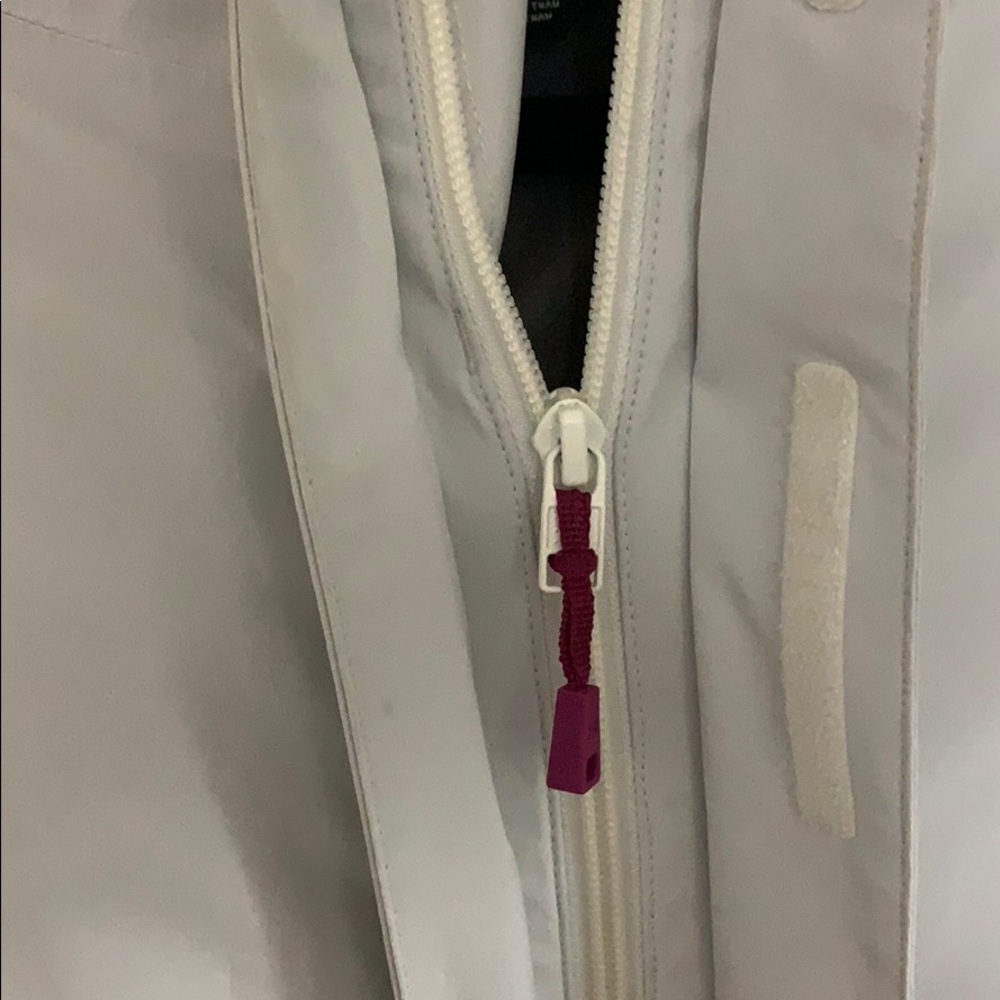 Under Armour Waterproof Rain Coat - Picture 5 of 7